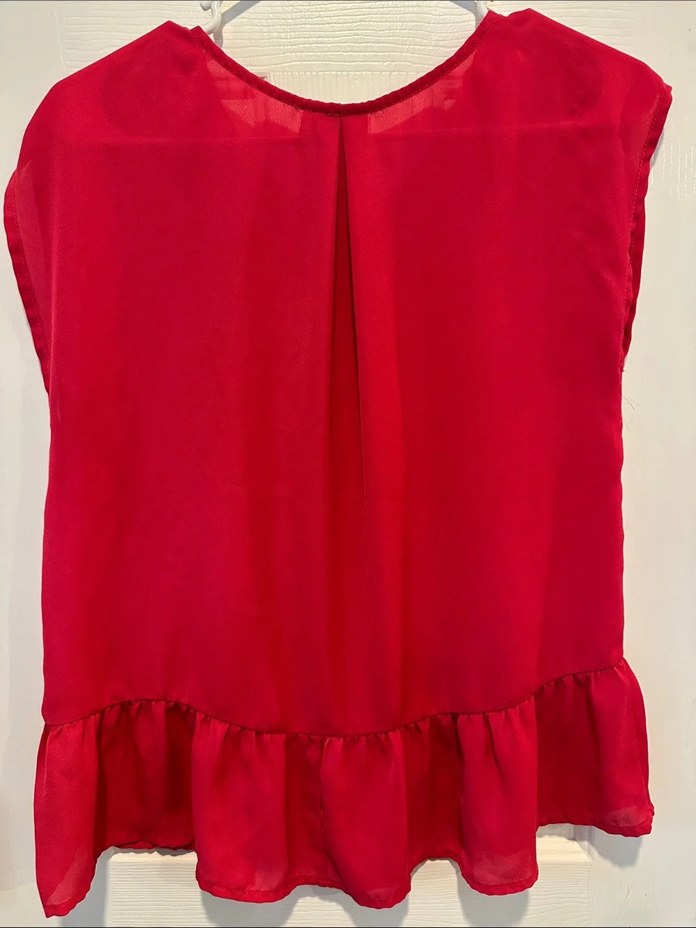 Myan vibrant red